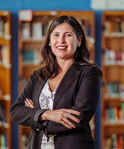 directora instituco comercial padre alberto hurtado